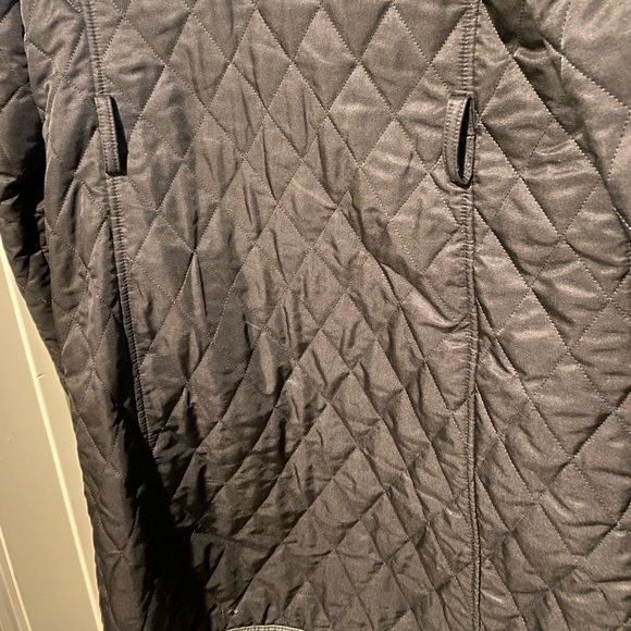 Burberry Quilted Coat - Picture 3 of 15